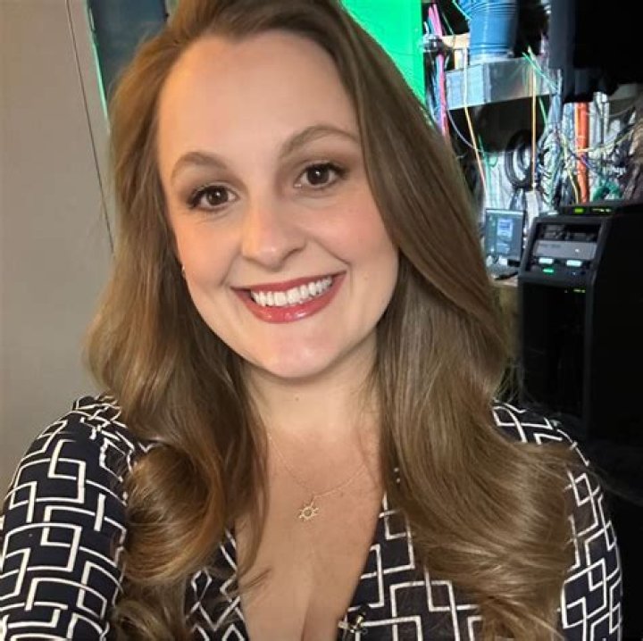 Adaleigh Rowe Fox 7, Kalb, Bio, Wiki, Age, Height, Husband, Salary, and Net Worth