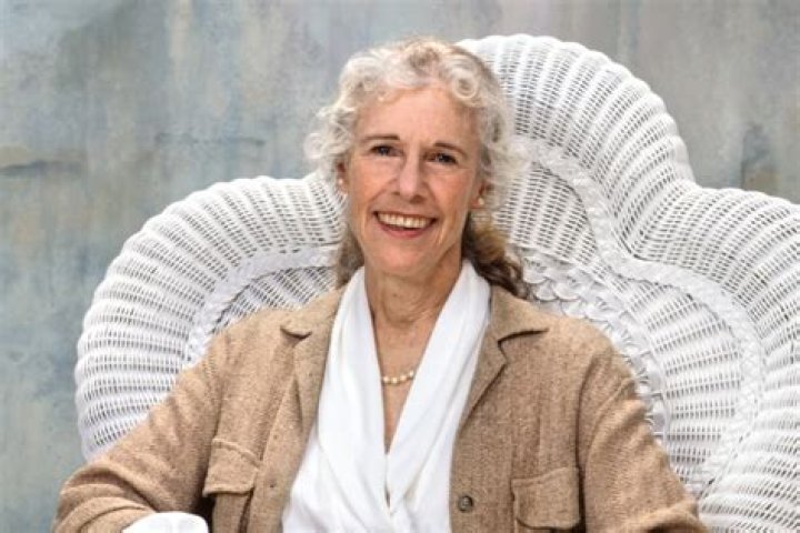 Amanda Carlin And Sarah Carlin