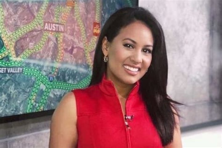 Anavid Reyes KPRC, Bio, Wiki, Age, Husband, Wedding, Salary, and Net Worth