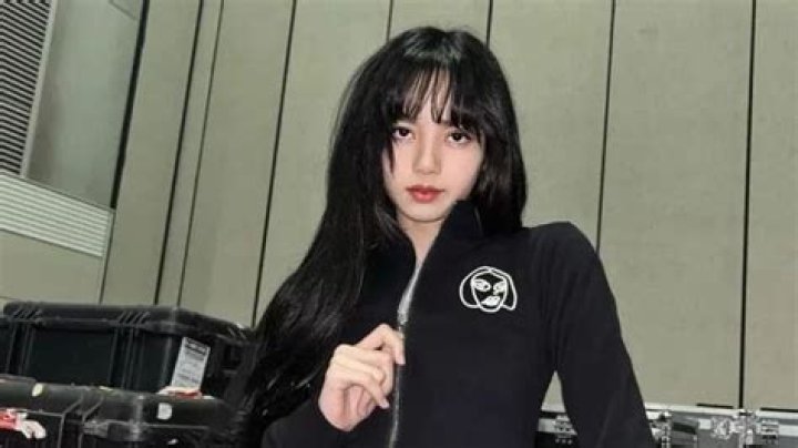 BLACKPINK’s Lisa Inspires Naming of Rare Plant Species