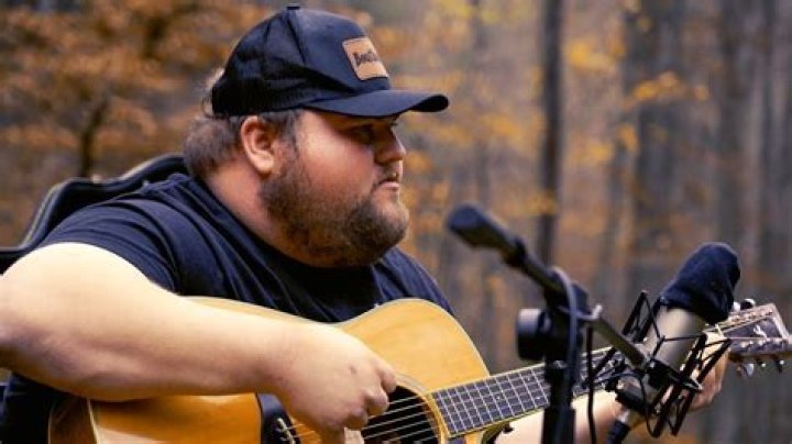 Bryson Tiller from USA | Popnable