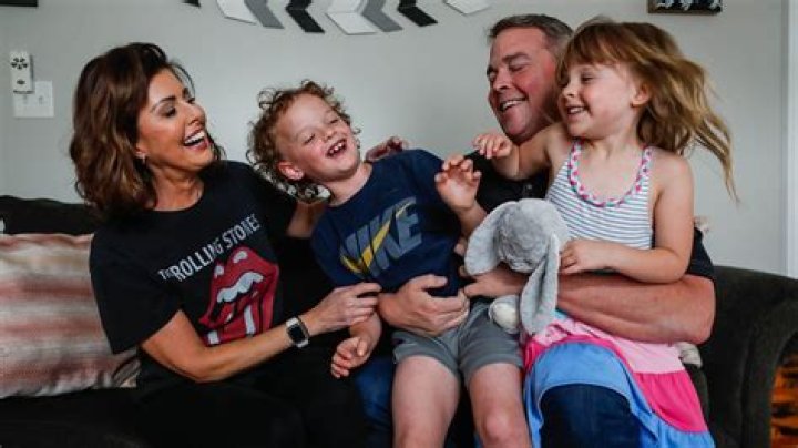 Erin Kiernan WHO, Bio, Wiki, Age, Height, Husband, Son, Adoption, Drake, and Net Worth