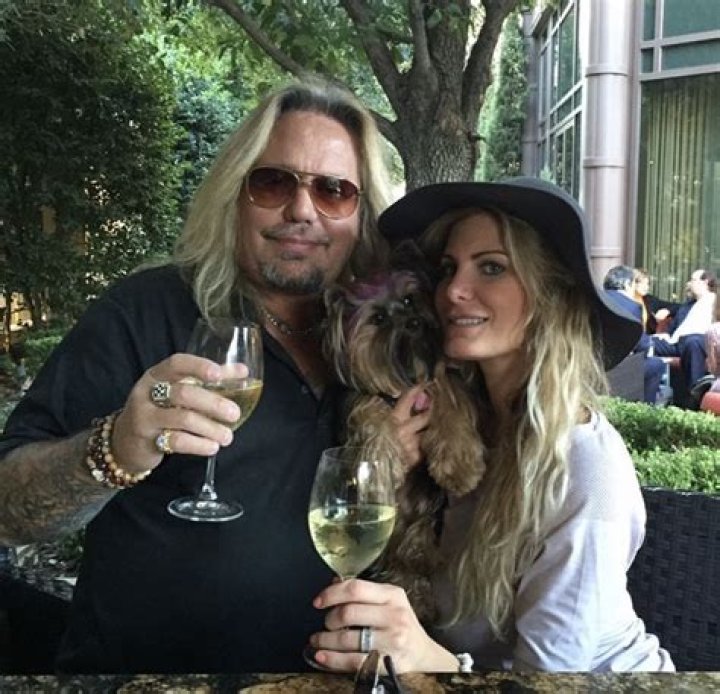 Everything about Vince Neil’s Spouse Queries, Ex-wives, Girlfriend, Daughter & Status Now