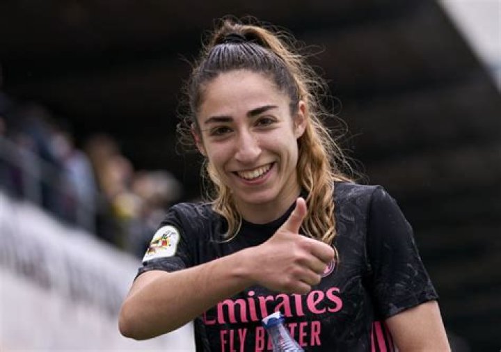 Is She Muslim Or Jewish?