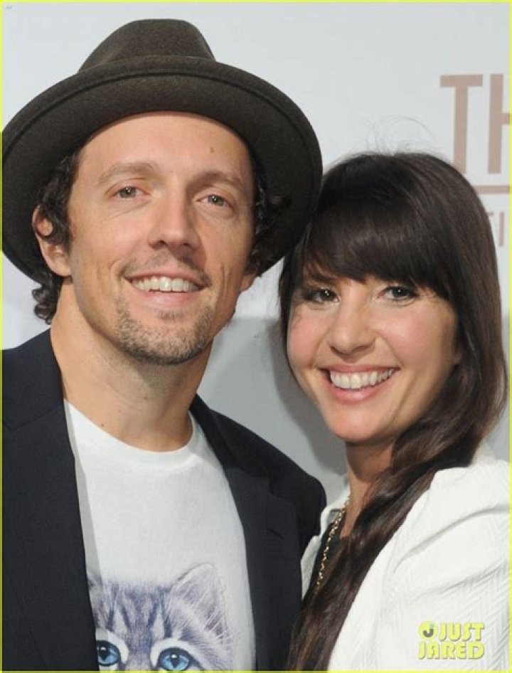 Jason Mraz Had ‘Experiences’ with Men Even When Together with His Wife