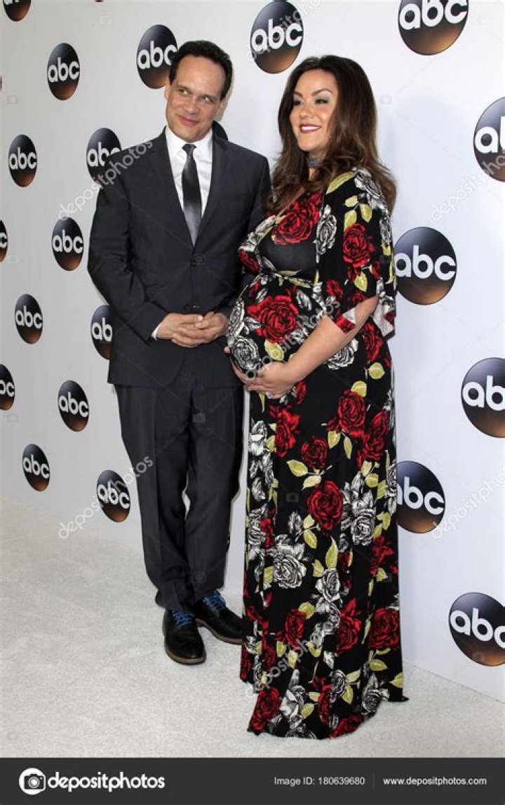 Katy Mixon Was Pregnant Twice While Filming ‘American Housewife’