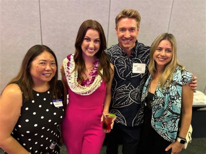 Kelly Simek KHON2 Bio, Wiki, Age, Height, Husband, Salary, and Net Worth