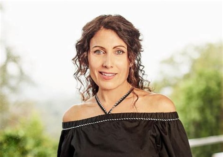 Lisa Edelstein – Biography, Facts & Life Story