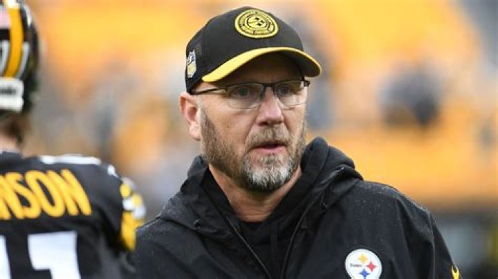 Matt Canada Steelers, Teams Coached, Salary, Wife, and Offense