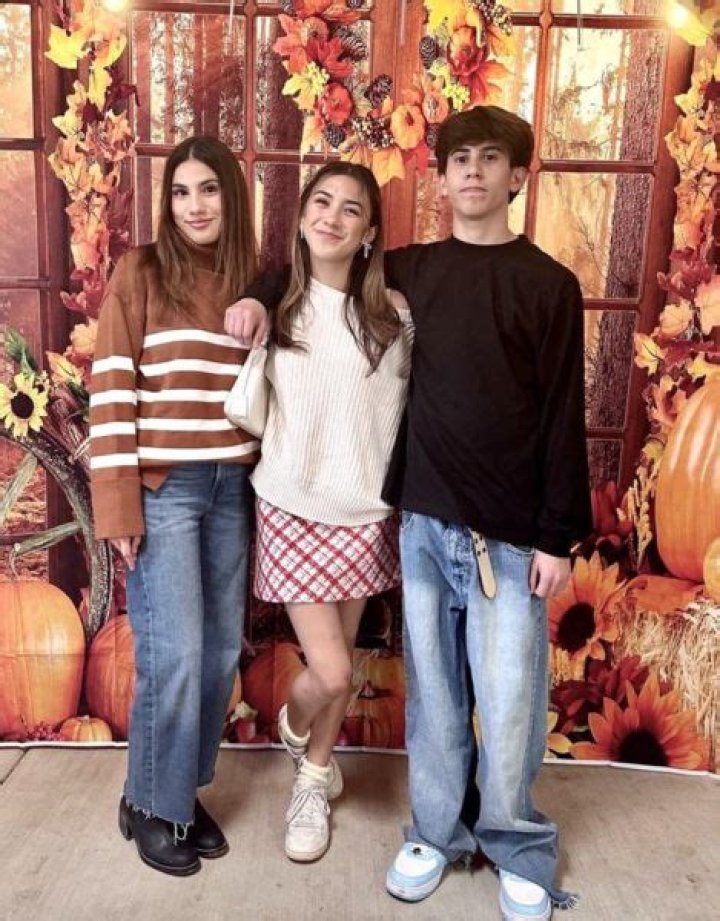 Scarlett Estevez Height