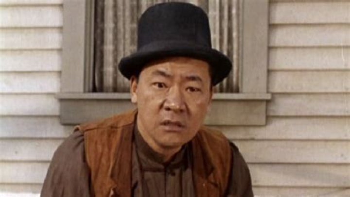 Victor Sen Yung