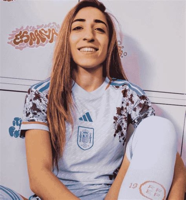 Who Is Olga Carmona Partner (Pareja)? Relationship Status